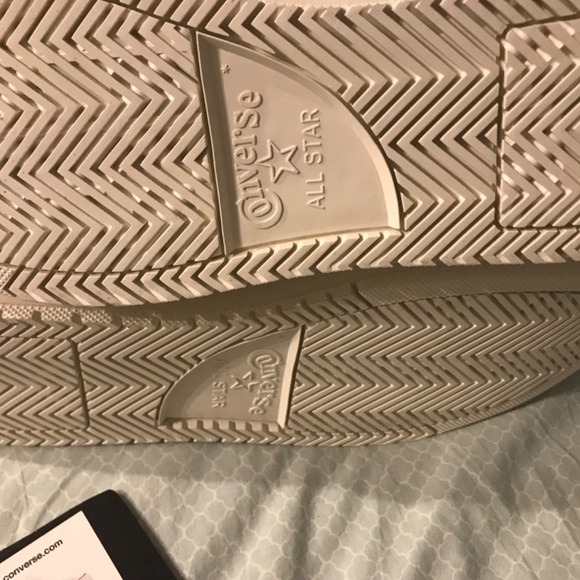 Converse all stars hi top tennis shoe men 9.5 - Picture 6 of 7